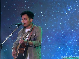 Aksi Rendy Pandugo Bikin Meleleh Para Hijabers
