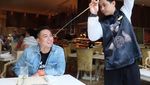 Lihat Nih, Ketika Mario Kahitna Cicipi Kungfu Tea hingga Mampir Beli Buah ke Pasar