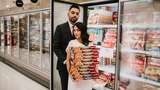 Unik! 10 Foto Pernikahan di Supermarket Ini Bikin Netizen Baper
