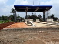 Harap-harap Cemas Warga Pondok Cabe Rumahnya Kena Gusur Tol