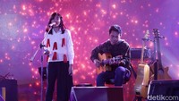 Dara berusia 21 tahun itupun membawakan lagu ‘Inikah Cinta’ dari ME.