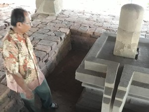 Candi yang Simpan Lambang Alat Kelamin Ditemukan Lewat Mimpi