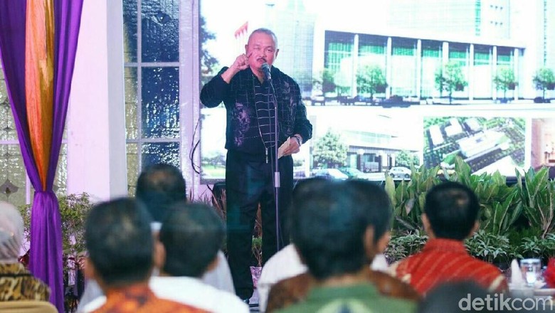 Alex Noerdin Minta Camat dan Lurah Sosialisasikan Asian Games kepada Warga Alex Noerdin Minta Camat dan Lurah Sosialisasikan Asian Games kepada Warga