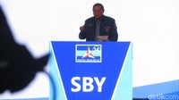 Dalam pidatonya, SBY mengatakan Demokrat bisa berjuang dengan Jokowi bila Allah menakdirkan (Foto: Gibran Maulana Ibrahim/detikcom)