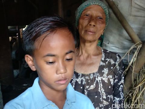 Bintang Putra Wahyu Ramadhani dan Mbah Sinduk/