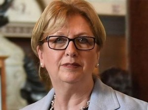 Mantan Presiden Irlandia Tuding Gereja Katolik Benci Perempuan