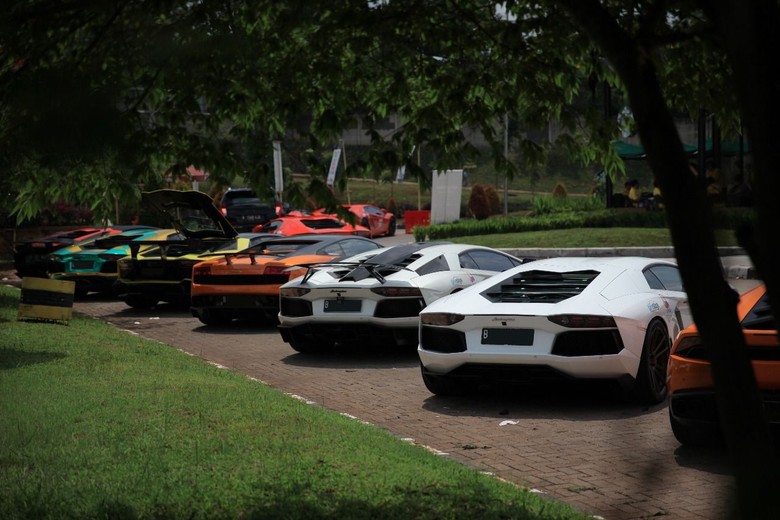 Bukan hanya mempersiapkan uang saja, kalau mau membeli Lamborghini harus juga mempersiapkan mental yang kuat. Foto: dok. Lamborghini Bukan hanya mempersiapkan uang saja, kalau mau membeli Lamborghini harus juga mempersiapkan mental yang kuat. Foto: dok. Lamborghini