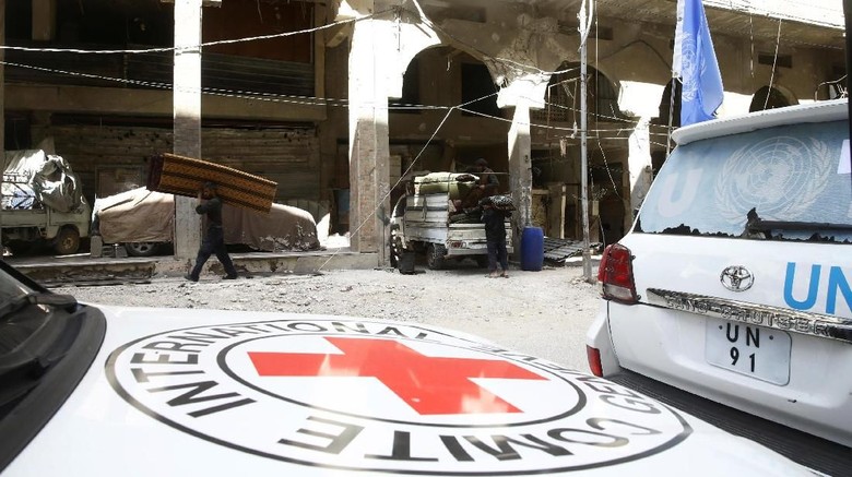 Gempuran Berlanjut, Suplai Makanan Berhasil Tiba di Ghouta Timur Gempuran Berlanjut, Suplai Makanan Berhasil Tiba di Ghouta Timur