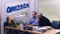 Papan nama Amazon.com saja dibuat pakai cat semprot seadanya, beda jauh dengan sekarang ini. Foto: Dok. Amazon.com.
