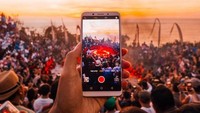 Bali harus bangga di peringkat dua. Keindahan sunset di Uluwatu menjadi salah satu pemikat Bali. (William/dTraveler)
