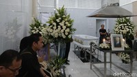 Jenazah Hari Darmawan sempat disemayamkan di rumah duka Yayasan Sinar Kasih Jalan Batu Tulis, Kota Bogor