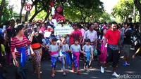 Baik guru dan siswa TKI sama-sama senang bisa mengikuti acara ini (Foto: Istimewa)