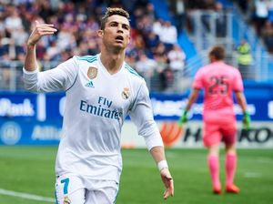 Ronaldo Dua Gol, Madrid Tumbangkan Eibar