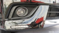 Perubahan bisa dilihat pada wajah yang kini terlihat lebih kece, berkat kosmetik bgian depan yang kini dipercantik dengan aero kit depan bersama dengan Daytime running lamp. Foto: Ruly Kurniawan