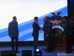 Partai Demokrat: SBY dan Jokowi Main Ping-pong Sinyal Koalisi