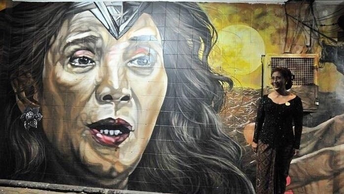 Menteri Susi di Mural Solo