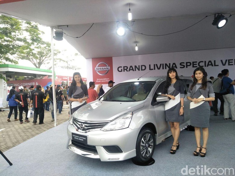 Nissan Grand Livina Special Version. Foto: Ruly Kurniawan Nissan Grand Livina Special Version. Foto: Ruly Kurniawan