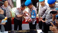 Bayi yang belum genap berusia sebulan itu merupakan anak asuh dari Brigadir Nur Ali Suwandi./Foto: Ristu Hanafi/detikcom