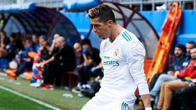 Foto: Cristiano Ronaldo Kejar Setoran