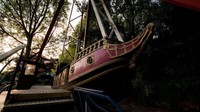 Ini salah satu wahana Jousting Knights Dodgems and the Pendragon Plunge di Taman Hiburan Camelot sebelum berhenti operasi pada 2012. Taman ini diadaptasi dari legenda Raja Arthur.