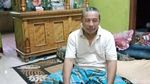 Perban di Rahang Abdul yang Ditusuk Saat Salat Subuh di Masjid