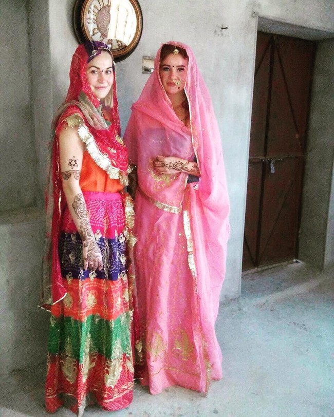 Punya banyak uang tentu bukan masalah jika harus keliling dunia. Inilah foto liburannya. Foto: dok. Instagram