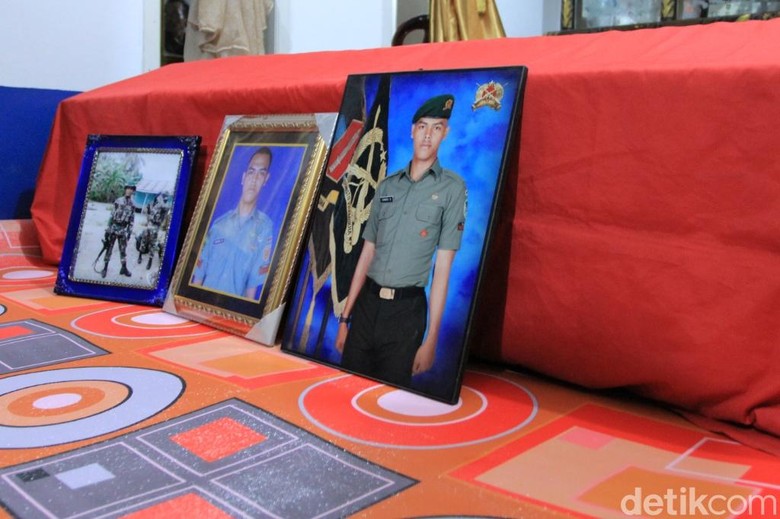 Pratu Randi Gugur, Paman: Dia Benar-benar Ingin Jadi Tentara Pratu Randi Gugur, Paman: Dia Benar-benar Ingin Jadi Tentara