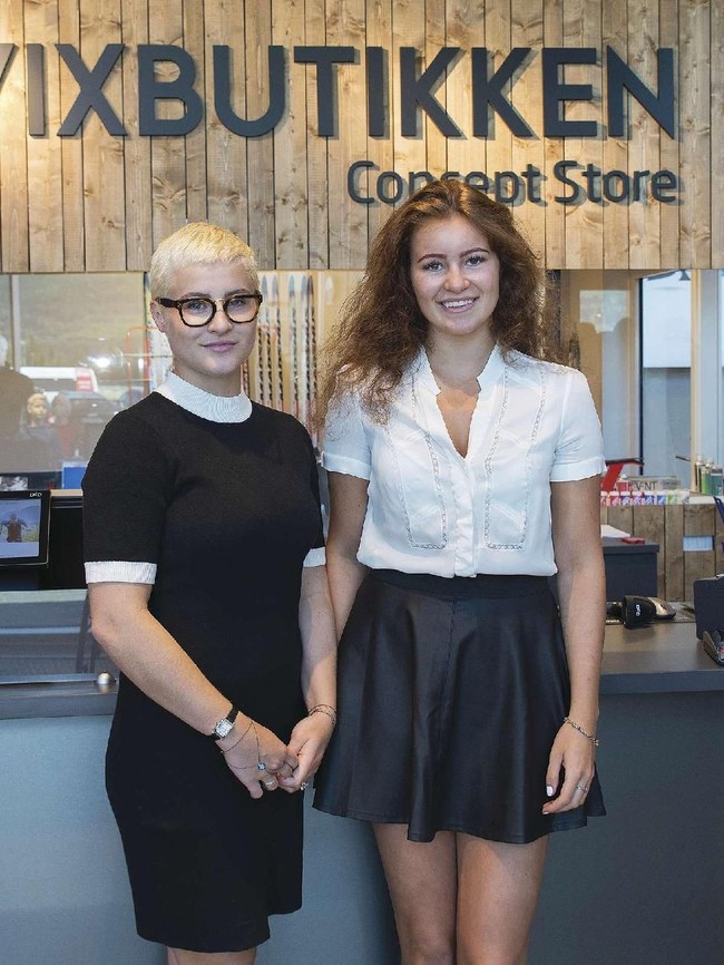 Di usia muda, Katharina (22 tahun) dan Alexandra (21 tahun) memiliki masing-masing kekayaan lebih dari Rp 20 triliun. Intip gaya hidup gadis muda asal Norwegia itu.  Foto: dok. Ist.