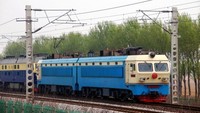 Kereta Api Daqin di China. Kereta api yang digunakan untuk mengangkut batubara ini memiliki 210 gerbong angkut yang membentang sepanjang 3.200 meter. Istimewa/Ten Insider.