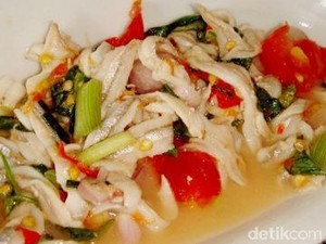 Ikan Teri Segar Juga Enak Dibuat Lawar yang Pedas Gurih