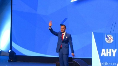 Foto: Sinyal AHY Maju Pilpres 2019 dari Panggung Rapimnas PD