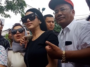Gaya Makan Hotman Paris hingga Jajanan Nostalgia yang Murah Meriah