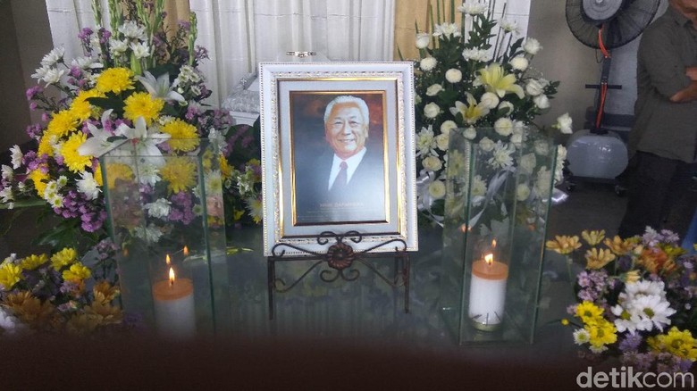 Keluarga Siapkan 6 Bus untuk Pelayat Hari Darmawan Keluarga Siapkan 6 Bus untuk Pelayat Hari Darmawan