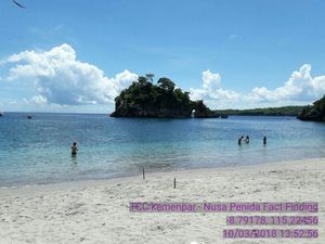 Foto: Kondisi Terkini Laut Nusa Penida yang Bersih