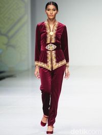 15 Inspirasi Model Kebaya Modern Untuk Kondangan