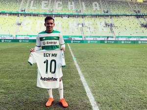 Bertamu ke Apartemen Egy Maulana Vikri di Lechia Gdansk