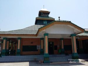 Menelusuri Jejak Perlawanan Budaya di Masjid Raya Sulaimaniyah
