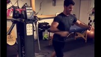 Latihan demi latihan dilakukannya. (Foto: instagram/NickJonas)