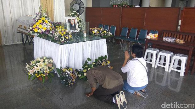 Jenazah Hari Darmawan Disemayamkan di Rumah Duka di Denpasar