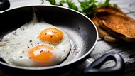 Apakah Telur Setengah Matang Aman untuk Diberikan pada Anak?