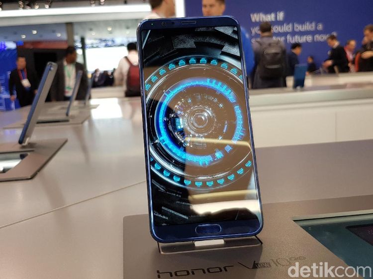 Melihat Lebih Dekat Tiga Ponsel Jagoan Honor