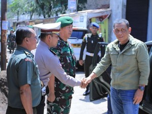 Insiden Tank Tergelincir, Pangkostrad Sambangi Rumah Duka Pratu Randi