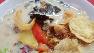 Duh, Enaknye! Intip Soto Betawi Berkuah Gurih Segar Punya Netizen