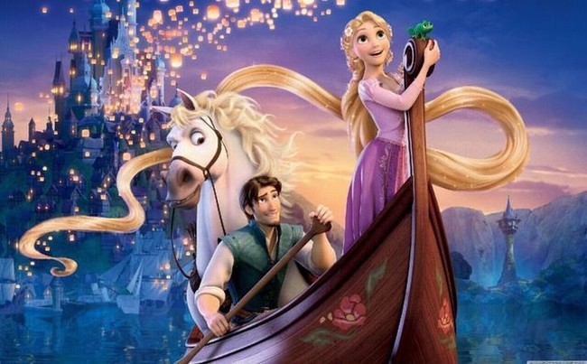 Versi Disney, Rapunzel adalah putri berambut sangat panjang dan terkurung di menara. Ia lalu bertemu seorang bandit tampan, dan bersama-sama mereka berpetualang mengarungi lautan. Foto: istimewa