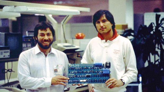 50 Tahun Apple: Ditolak 5 Kali, Bangkit, Ubah Dunia Teknologi