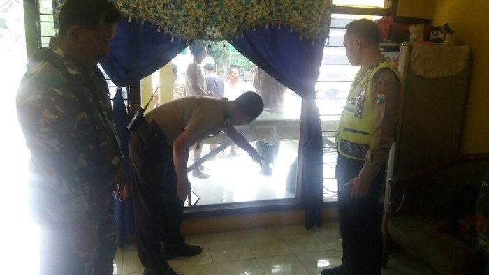 Rumah Warga di Mojokerto Diberondong Tembakan Orang Tak Dikenal