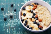 Benarkah Oatmeal Bisa Atasi Konstipasi? Begini Kata Ahli