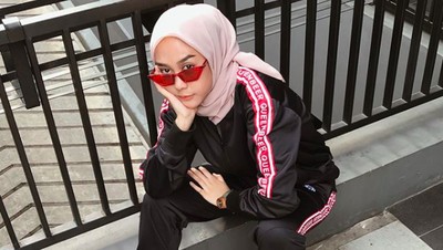 10 Inspirasi Gaya Hijab Buat Kamu yang Ingin Tampil SWAG