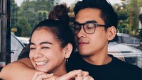 Sahila dan Tammy saat merayakan anniversary pertama mereka. Foto: Dok. Instagram/tammyrumengan