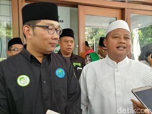 Cara Ridwan Kamil-Uu Jaga Ikatan Selama Terpisah Kampanye